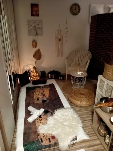 MASÁŽE, RELAX, KAROLIN